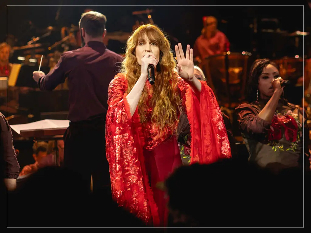 Uma Sinfonia Pulmonar: Florence and the Machine no Royal Albert Hall para BBC danças