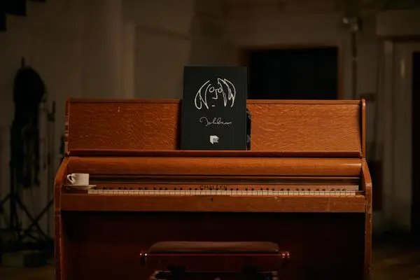 A cultura pop oferece guerra à imaginação de John Lennon