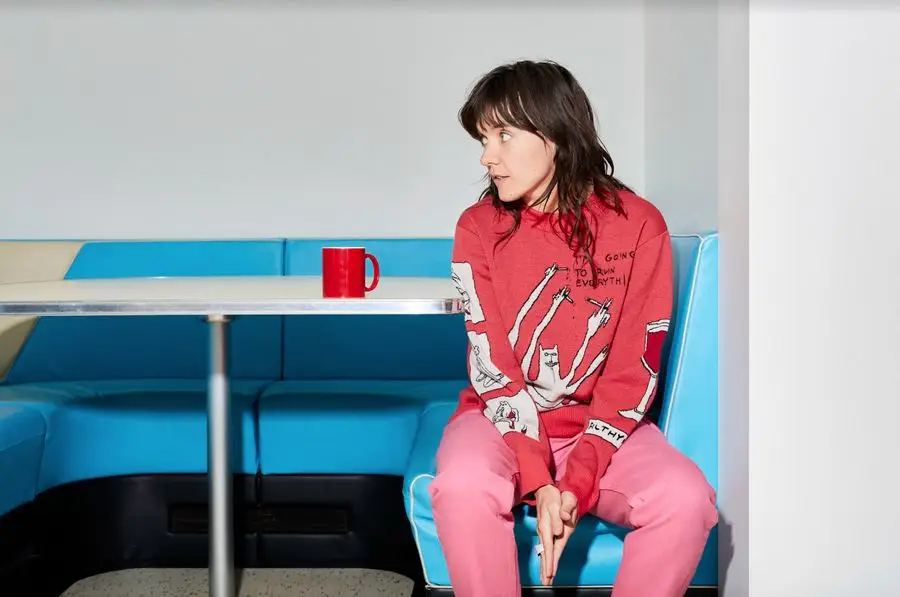Ouça a capa de Courtney Barnett, da música subterrânea de Velvet, eu serei seu espelho