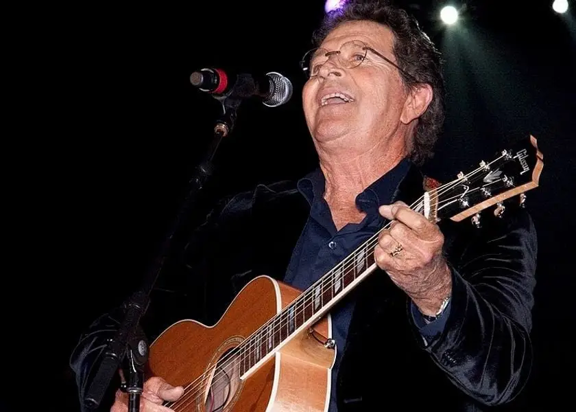 O famoso compositor Mac Davis morreu aos 78 anos de idade