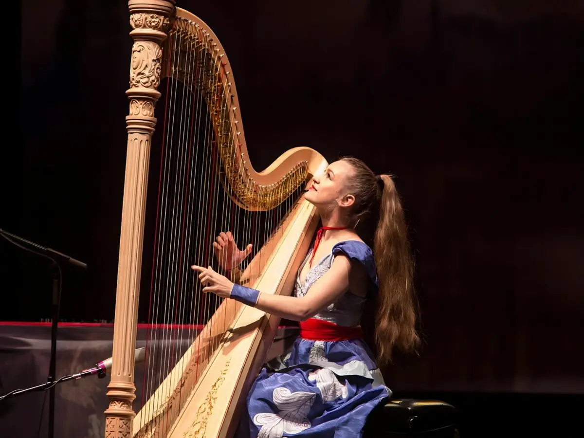 Waltz du 101st Lightborne: The Science Fiction -Epos de Joanna Newsom et Love