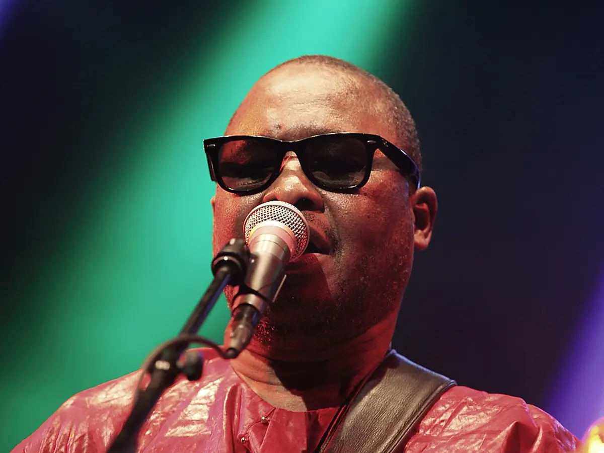 Amadou Bantayoko, metade de Amadou e Mariam, morre aos 70 anos