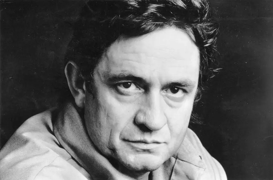 ¿Cómo se convirtió Johnny Cash en el primer estadounidense en conocer la muerte de Joseph Stalin?