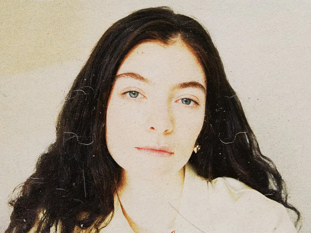Lorde celebra el décimo aniversario de heroína pura