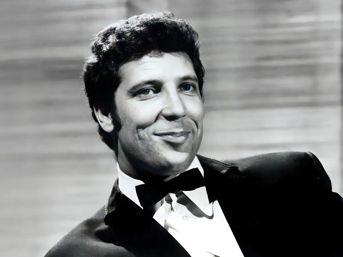 James Bond perdeu a história de Tom Jones e a música da música