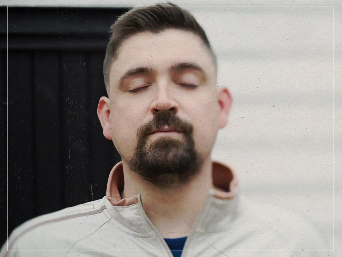 C Duncan - Revisión del Álbum de It Is A apenas uma canção de amor: um banho quente de romantismo cinematográfico