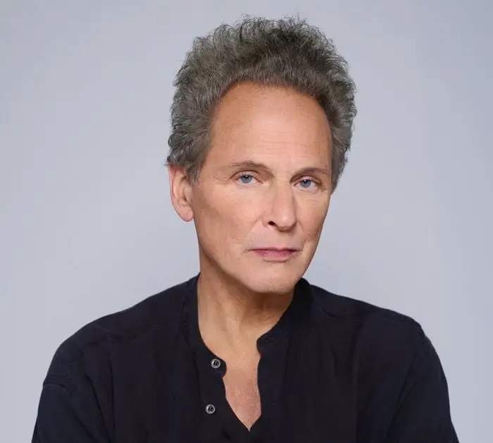 Lindsey Buckingham escolheu o melhor começo de A e B na história do rock