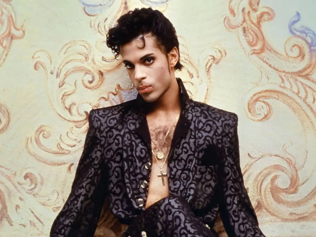 Quando metade da segurança de Prince tentou continuar para o plágio