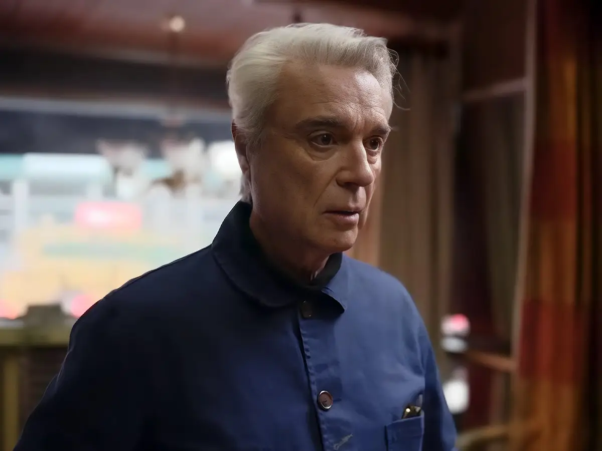 David Byrne cubrirá Times difíciles de Paramore para el día de la tienda de discos