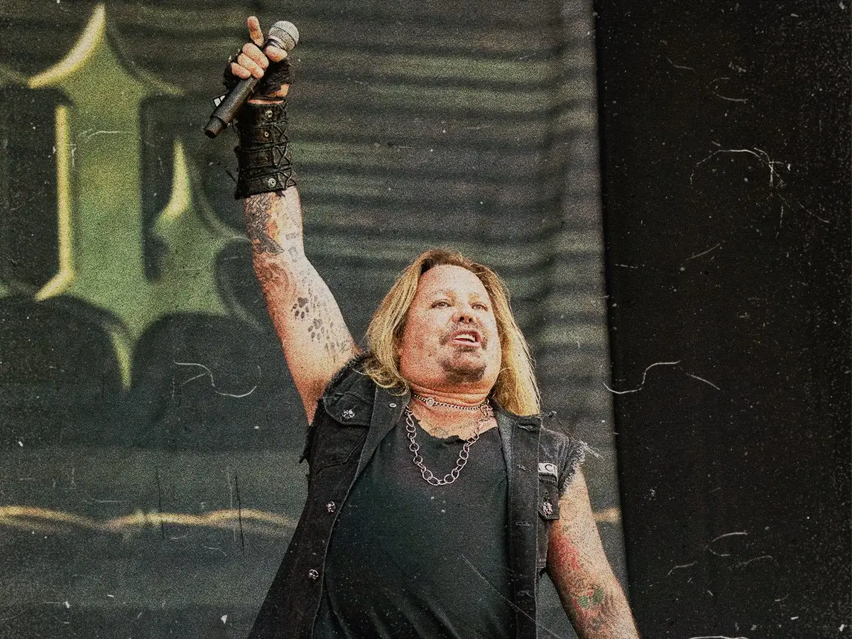 Mötley Crüe: All Evil With Hair Metal na un Gruppo