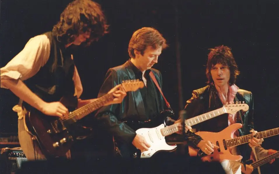 Mira las imágenes raras de Eric Clapton, Jeff Beck y Jimmy Page interpretando Layla en 1983