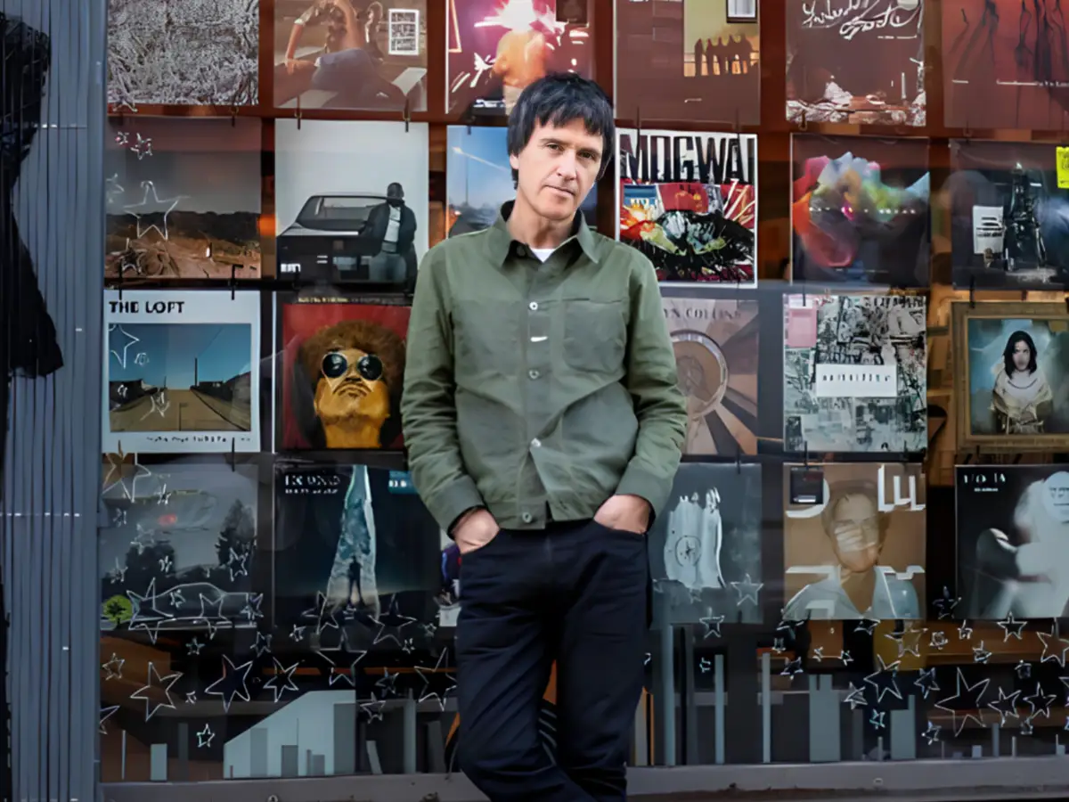 Johnny Marr honestamente como uma lenda da loja de discos por dia do disco