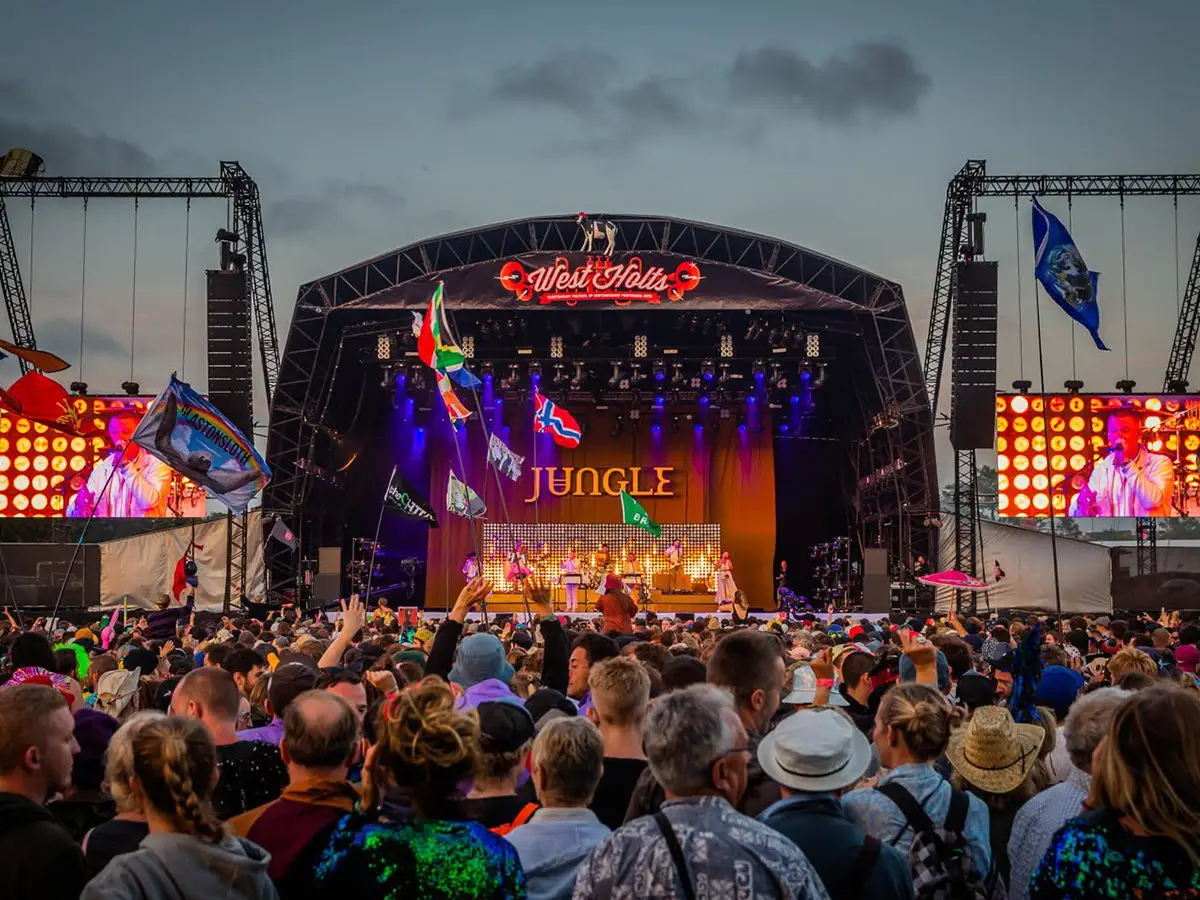 As últimas postagens do Festival de Glastonbury são vendidas em 20 minutos