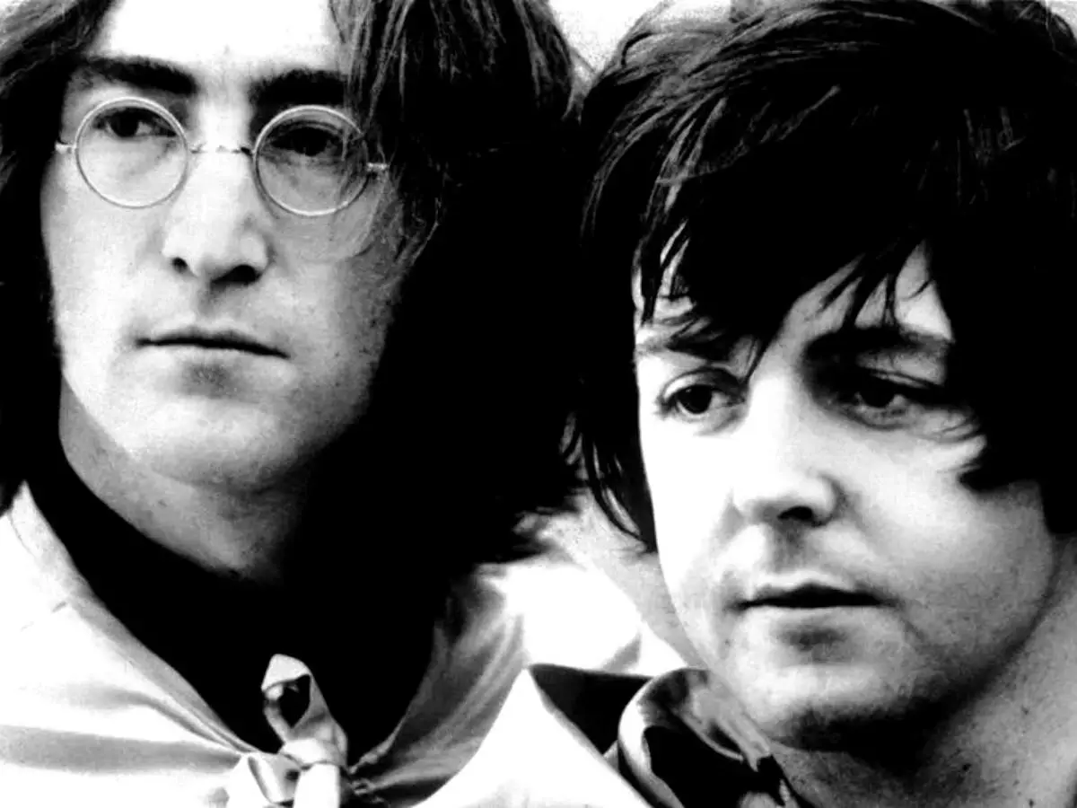 John Lennon Paul McCartney o único golpe