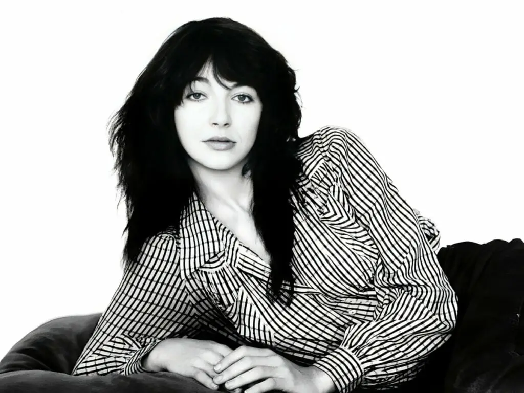 Antes do amanhecer: o retorno ousado de Kate Bush
