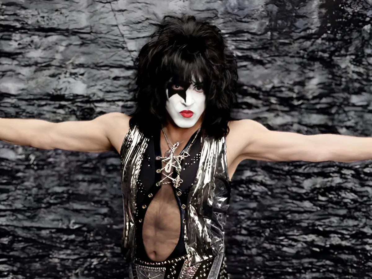 GladiatoMusik: Das Hard -Rock -Album Paul Stanley Adora