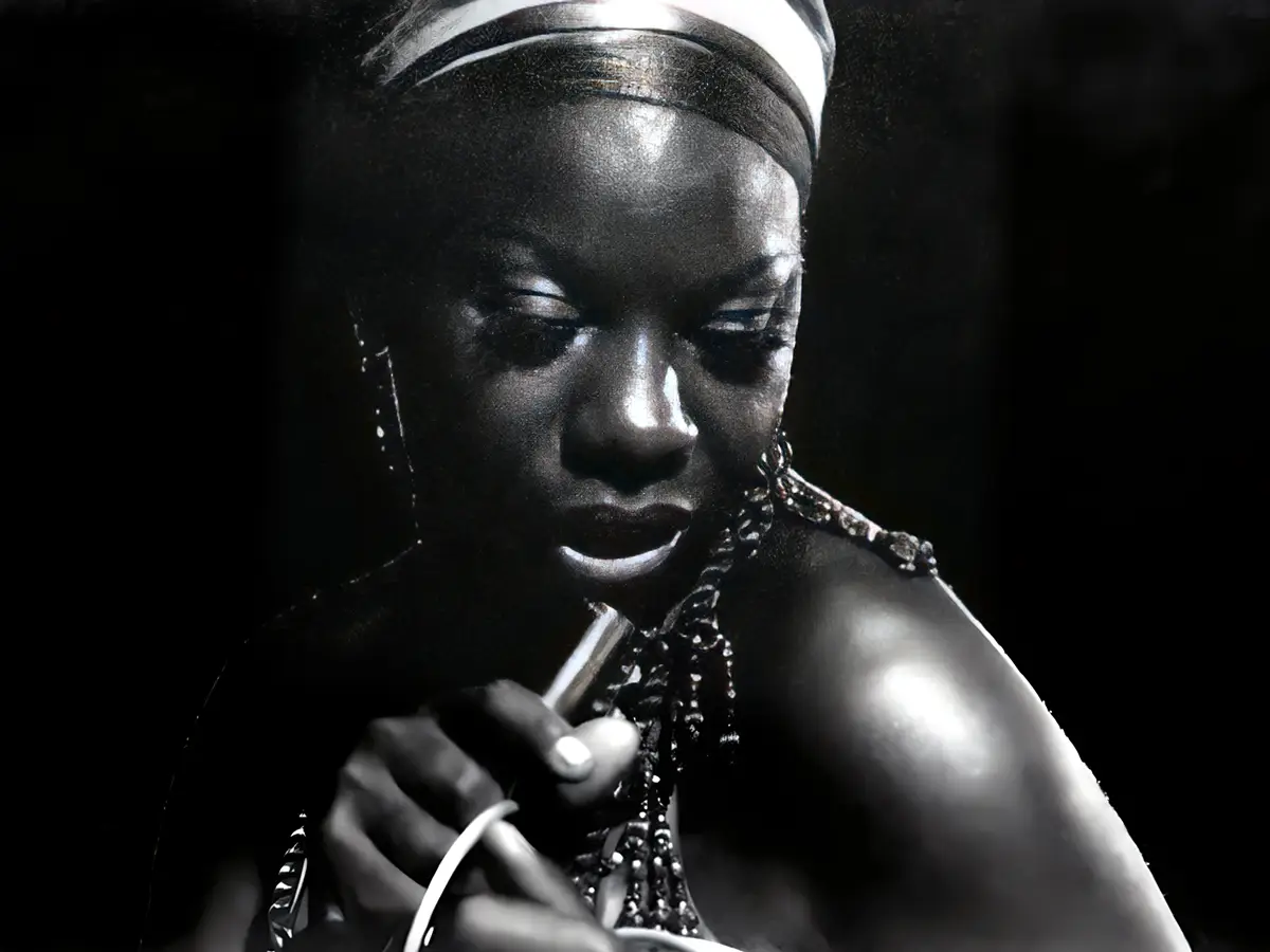 Nina está de volta: quando Nina Simone apertou o eletrônico