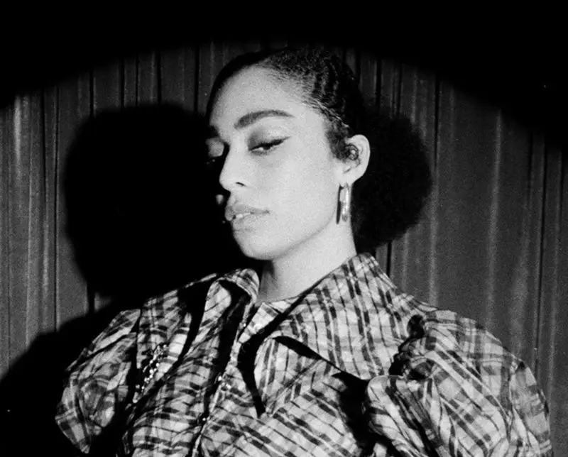 Celeste releases new video for 