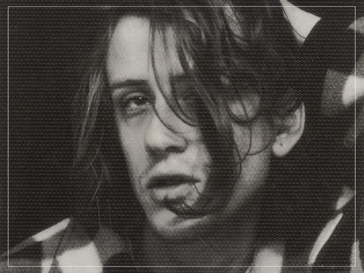 Christopher Owens - Revisão de I Passerorfoot através do cabelo: Delicado desafio da tragédia