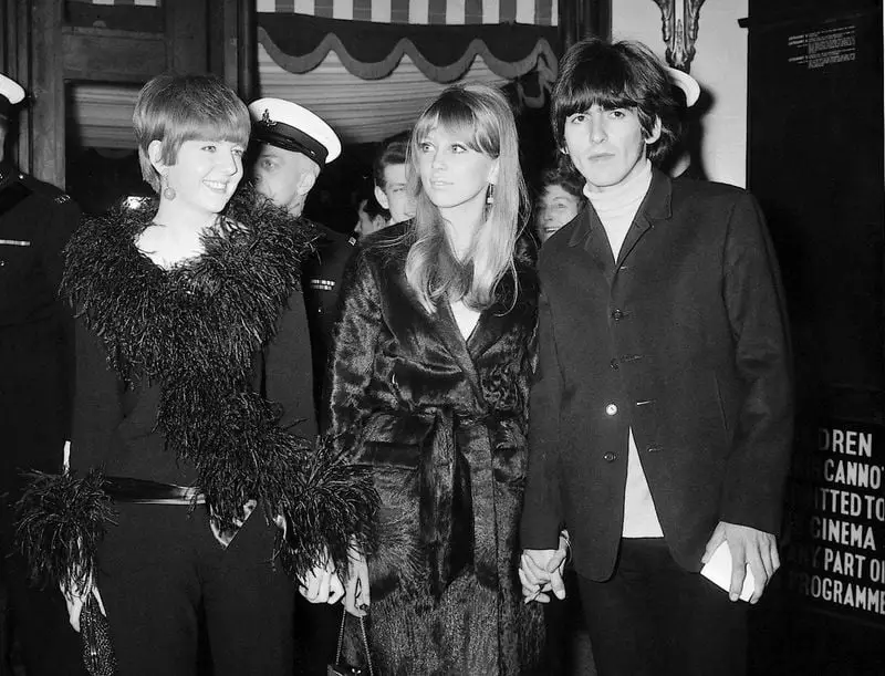 Revisando en el momento en que los Beatles se asociaron con Cilla Black, 1962