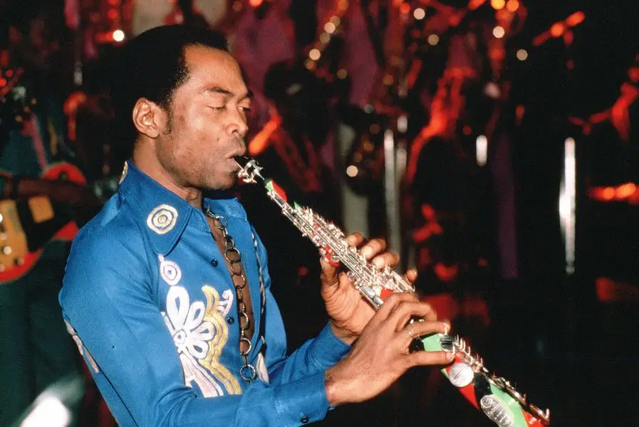 ‘Mr Sigue Seguimiento’: La canción más hipnótica del imperio Afrobeat de Fela Kuti