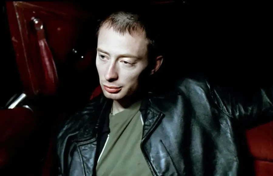 Cómo la novela de George Orwell 1984 inspiró una canción clásica de Radiohead