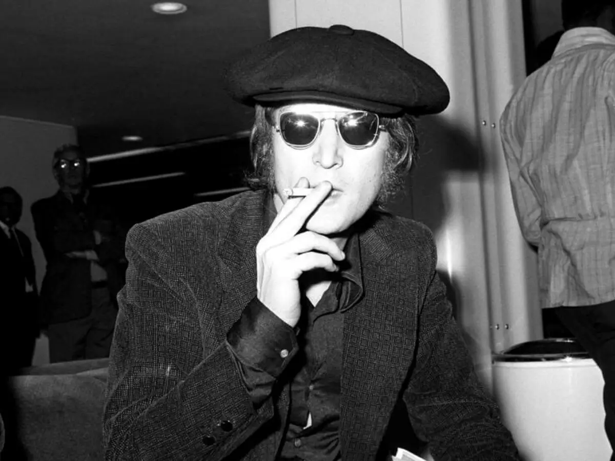 El sencillo de John Lennon en solitario que llamó vergonzoso