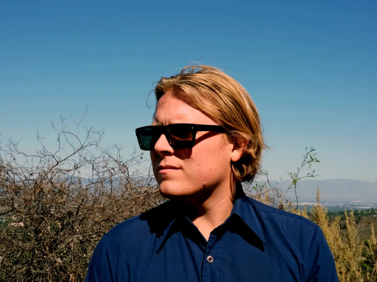 Ty Segall anuncia um novo álbum com o único Jazzy