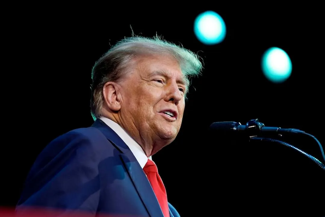 What PolitiFact learned in 1000 fact-checks of Donald Trump' decoding='async' fetchpriority='high