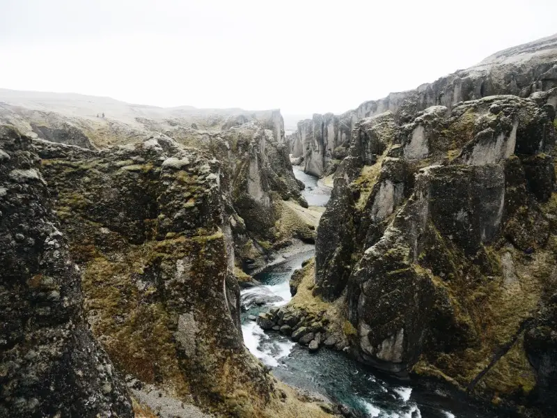 Islandia culpa a Justin Beiber por el cierre del lugar de belleza Fjaðrárgljúfur
