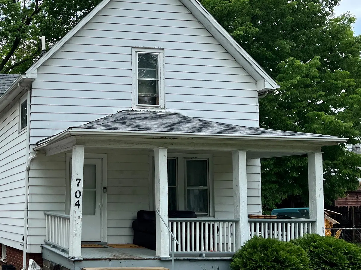 A lendária cobertura da casa de futebol americana no álbum está no Airbnb