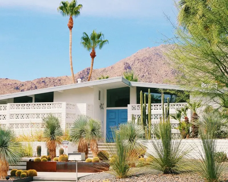 Palm Springs: uma meca de arquitetura moderna em meados do século