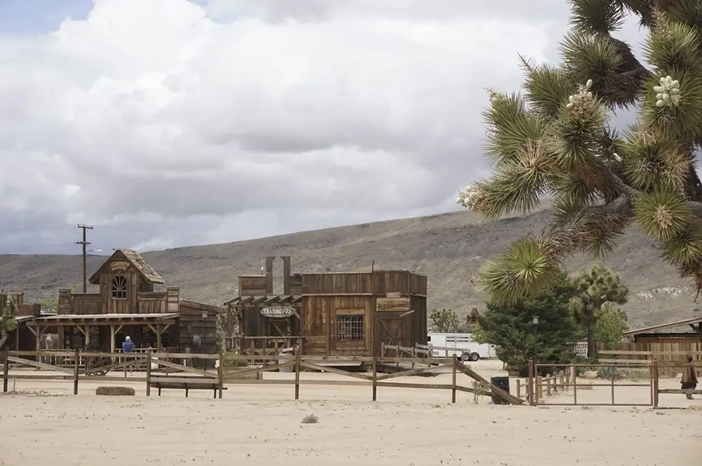Pioneertown, Joshua Tree