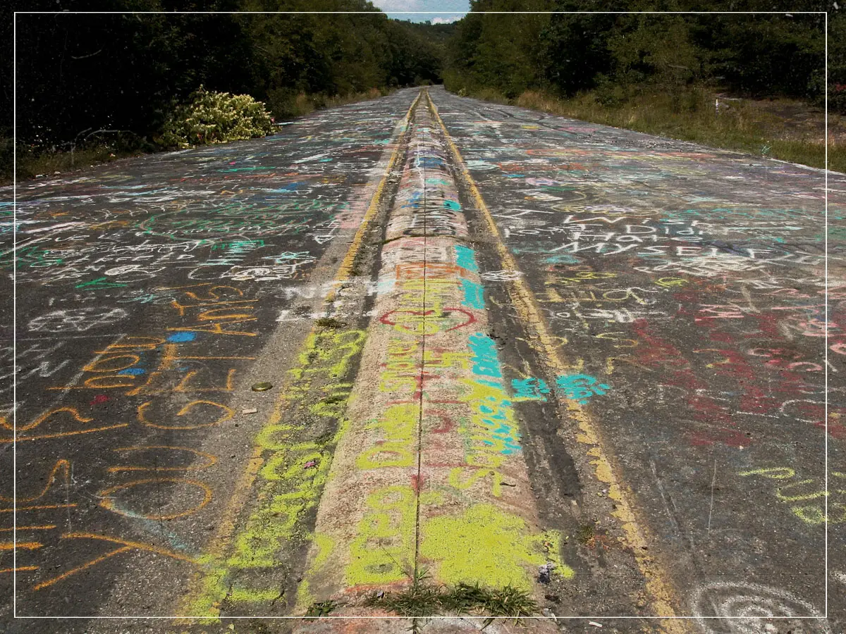 Centralia: La ciudad estadounidense abandonada que se convirtió en un lienzo para los artistas