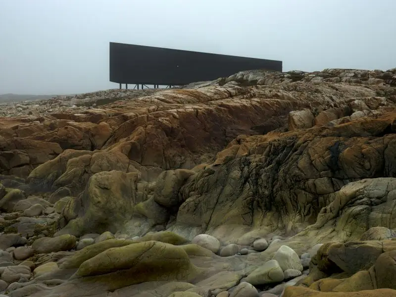 Fogo Island Studios é um meio inspirado a reconstruir a comunidade artística