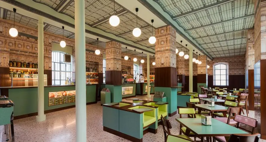 El bar Luce diseñado por Wes Anderson, Milán