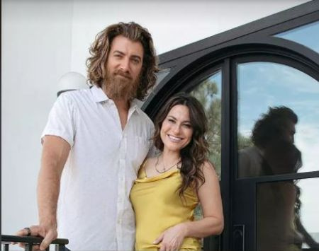 La diseñadora de interiores Jessie McLaughlin, nacida en Carolina del Norte, con su esposo de toda la vida, Rhett McLaughlin