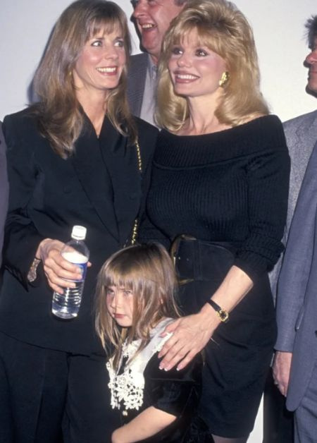   Molly es la única hija de la actriz Jan Smithers.