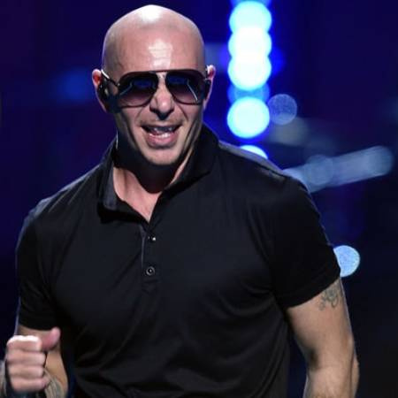   Cantante y rapero estadounidense Pitbull